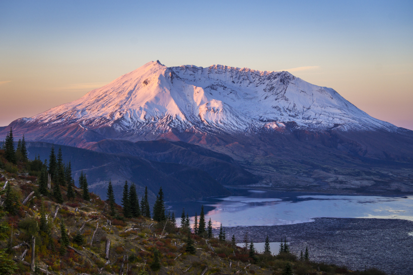 [Spirit Lake and Mt. St. Helens, post-1980 eruption]